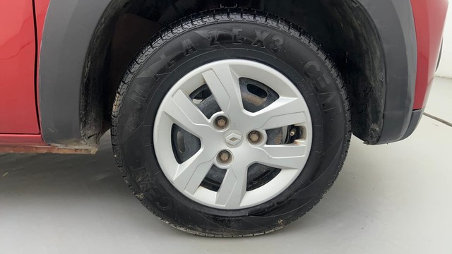 Second-hand 2016 Renault KWID RXT for sale in Ahmedabad-17