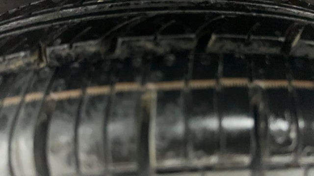 Second-hand 2016 Renault KWID RXT for sale in Ahmedabad-28