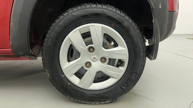 Second-hand 2016 Renault KWID RXT for sale in Ahmedabad-19