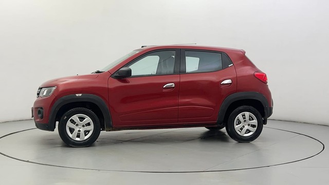 Second-hand 2016 Renault KWID RXT for sale in Ahmedabad-6