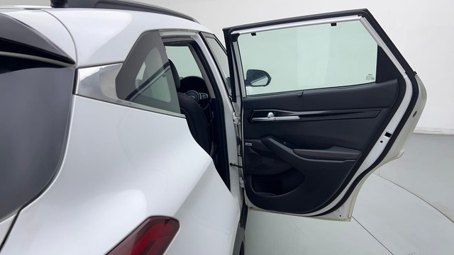 Second-hand 2020 Kia Seltos GTX Plus DCT for sale in New Delhi-32