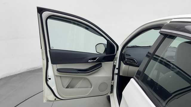 Second-hand 2023 Tata Tiago XZA AMT 2020-2022 for sale in New Delhi-36