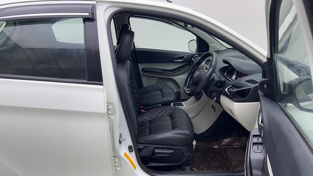 Second-hand 2023 Tata Tiago XZA AMT 2020-2022 for sale in New Delhi-15