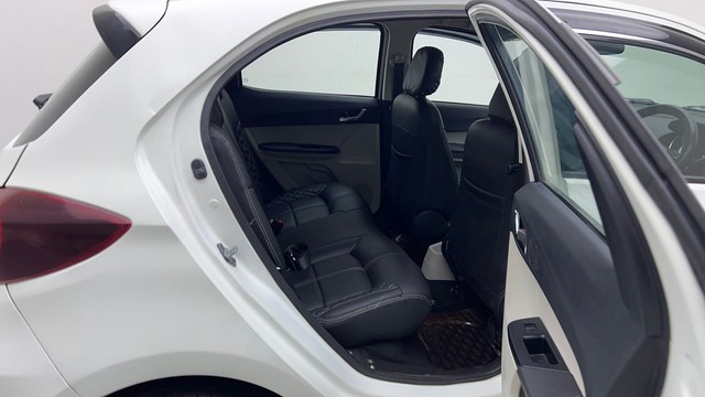 Second-hand 2023 Tata Tiago XZA AMT 2020-2022 for sale in New Delhi-31