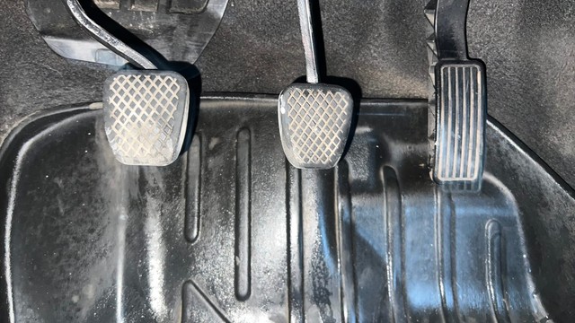 Second-hand 2022 Honda City 1.5 V MT Exclusive for sale in New Delhi-14