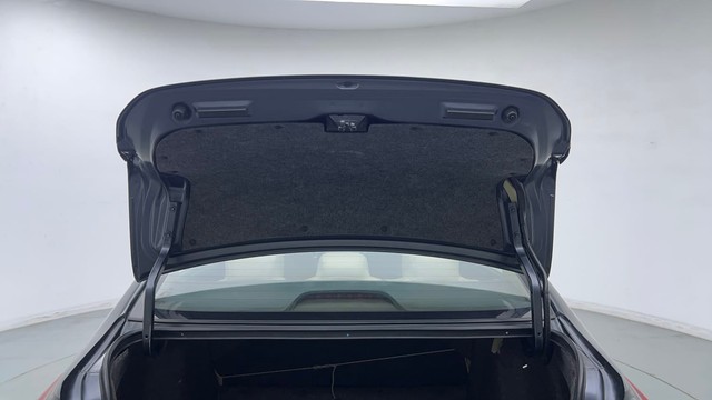 Second-hand 2022 Honda City 1.5 V MT Exclusive for sale in New Delhi-24