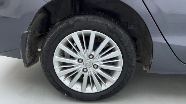 Second-hand 2022 Honda City 1.5 V MT Exclusive for sale in New Delhi-18