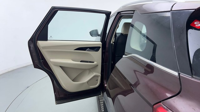 Second-hand 2021 MG Hector Sharp DCT for sale in Gurgaon-38