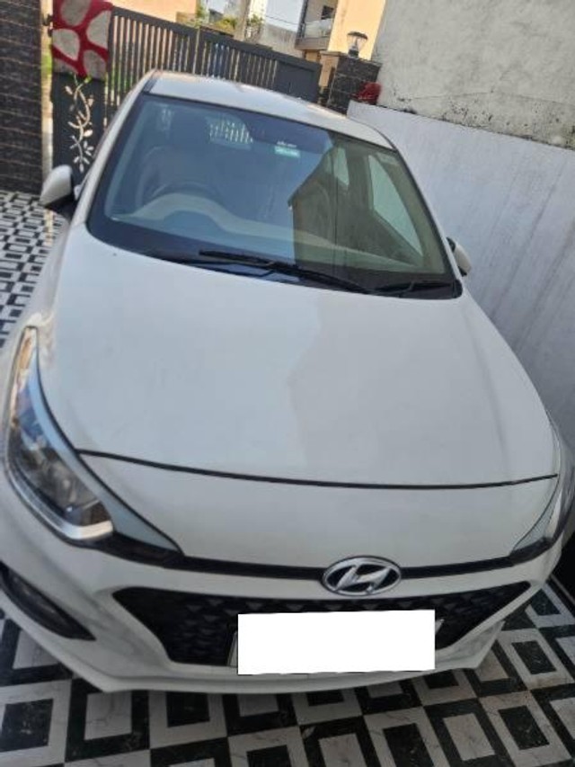 Hyundai i20 1.4 Asta Second-hand 2018 Hyundai i20 1.4 Asta for sale in Jagadhri-2