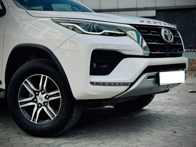 Second-hand 2021 Toyota Fortuner 4X2 Diesel BSVI for sale in New Delhi-18