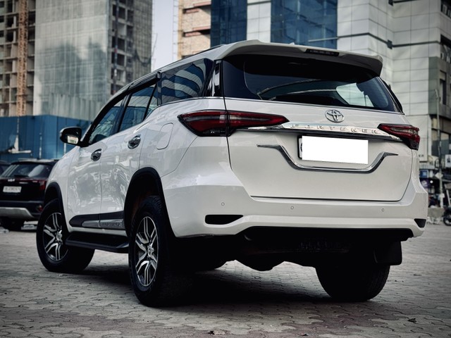 Second-hand 2021 Toyota Fortuner 4X2 Diesel BSVI for sale in New Delhi-21