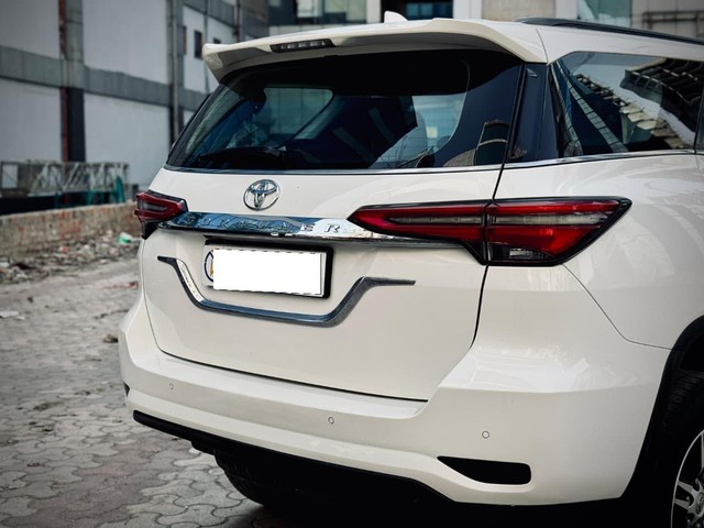 Second-hand 2021 Toyota Fortuner 4X2 Diesel BSVI for sale in New Delhi-17
