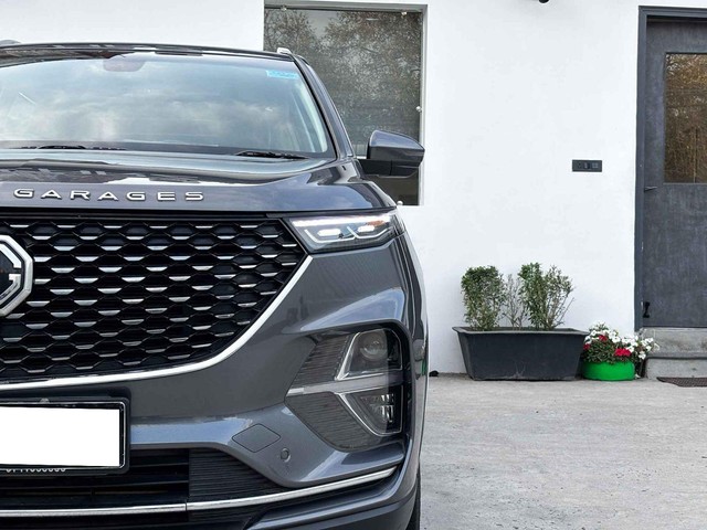 Second-hand 2021 MG Hector Plus Sharp CVT for sale in New Delhi-6