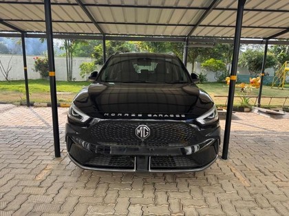 MG ZS EV Exclusive - Photo 1