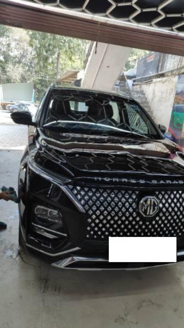 Second-hand 2023 MG Hector Plus Sharp Pro Diesel 2023-2025 for sale in Roorkee-0