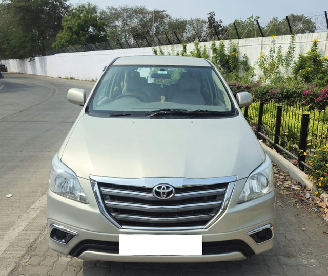 Second-hand 2006 Toyota Innova 2.5 G (Diesel) 7 Seater BS III for sale in Pune-10
