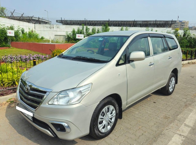 Second-hand 2006 Toyota Innova 2.5 G (Diesel) 7 Seater BS III for sale in Pune-4