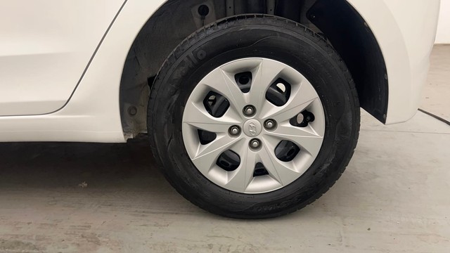 Second-hand 2017 Hyundai i20 Sportz 1.2 for sale in Chandigarh-19