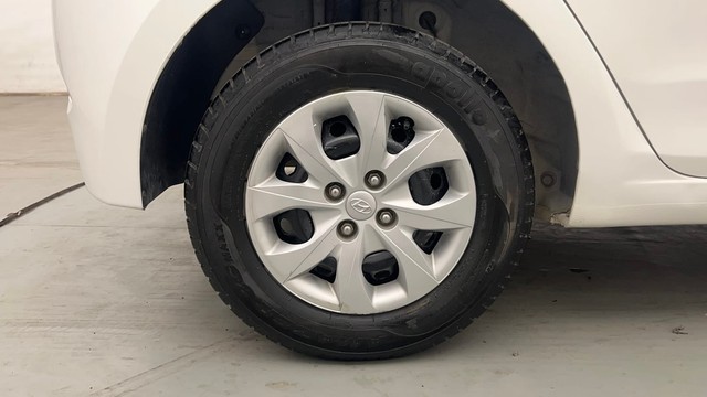 Second-hand 2017 Hyundai i20 Sportz 1.2 for sale in Chandigarh-18