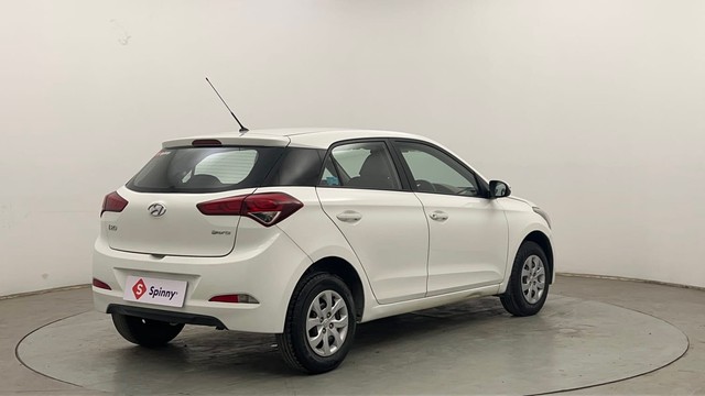 Second-hand 2017 Hyundai i20 Sportz 1.2 for sale in Chandigarh-3