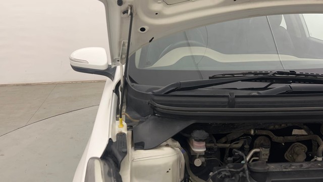 Second-hand 2017 Hyundai i20 Sportz 1.2 for sale in Chandigarh-29