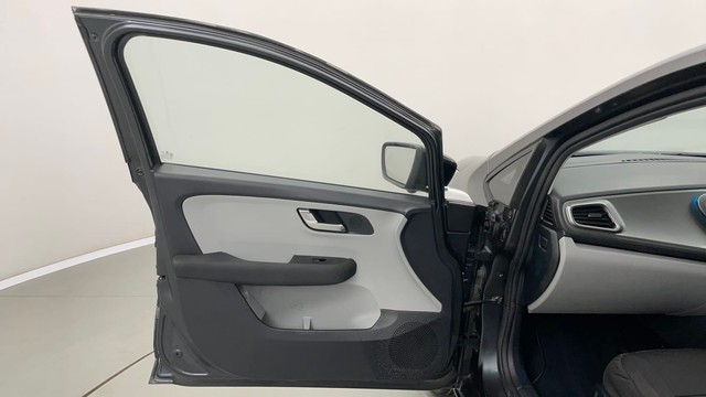 Second-hand 2020 Tata Altroz XZ for sale in Jaipur-26