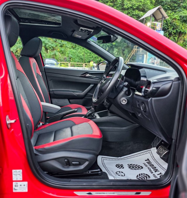 Second-hand 2024 Skoda Slavia 1.5L Monte Carlo DSG for sale in Mumbai-12