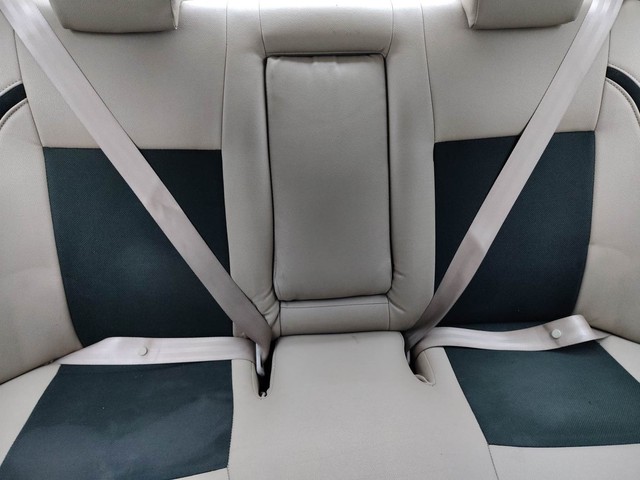 Second-hand 2015 Maruti Suzuki Swift Dzire VDI for sale in Visakhapatnam-30