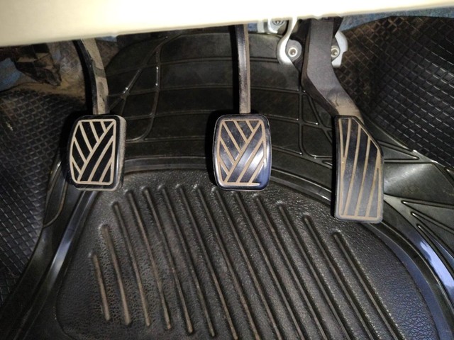 Second-hand 2015 Maruti Suzuki Swift Dzire VDI for sale in Visakhapatnam-14