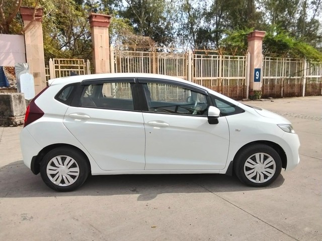 Second-hand 2017 Honda Jazz 1.2 SV i VTEC for sale in New Delhi-1