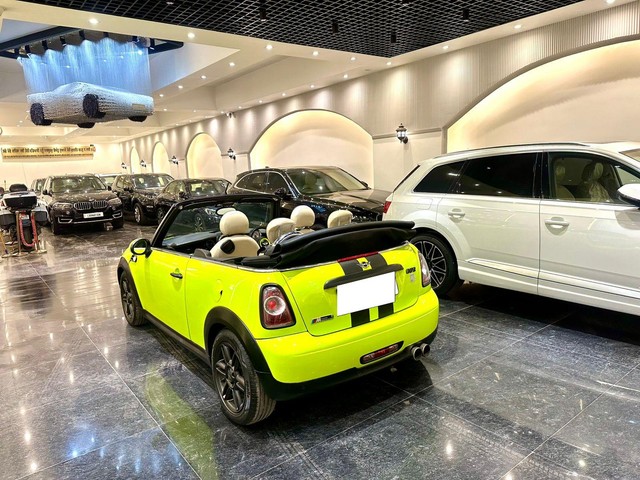 Mini Cooper Convertible S 1.6 Second-hand 2013 Mini Cooper Convertible S 1.6 for sale in New Delhi-0