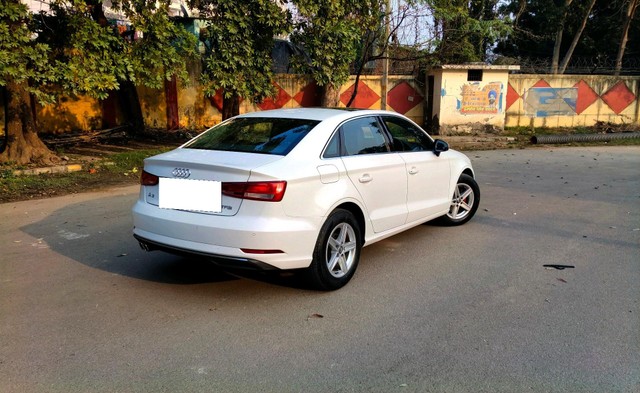 Second-hand 2019 Audi A3 35 TFSI Premium for sale in New Delhi-9