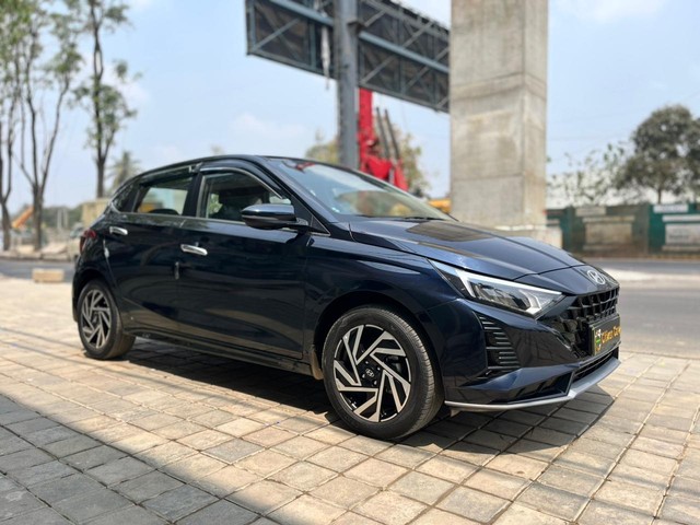 Hyundai i20 Asta Second-hand 2024 Hyundai i20 Asta for sale in Bangalore-7