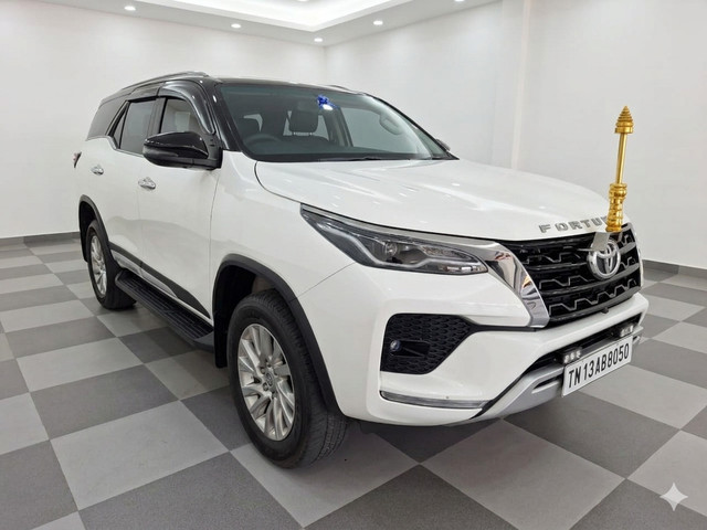 Second-hand 2023 Toyota Fortuner 4X4 Diesel AT for sale in Chennai-0