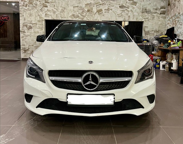 Second-hand 2016 Mercedes-Benz CLA 200 CGI Sport for sale in New Delhi-3