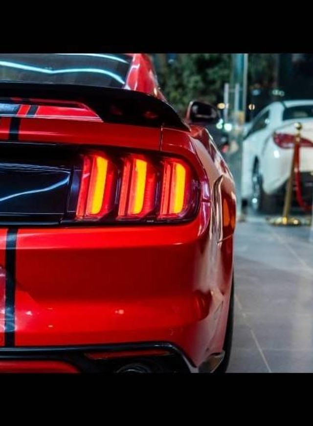 Second-hand 2017 Ford Mustang V8 for sale in New Delhi-3