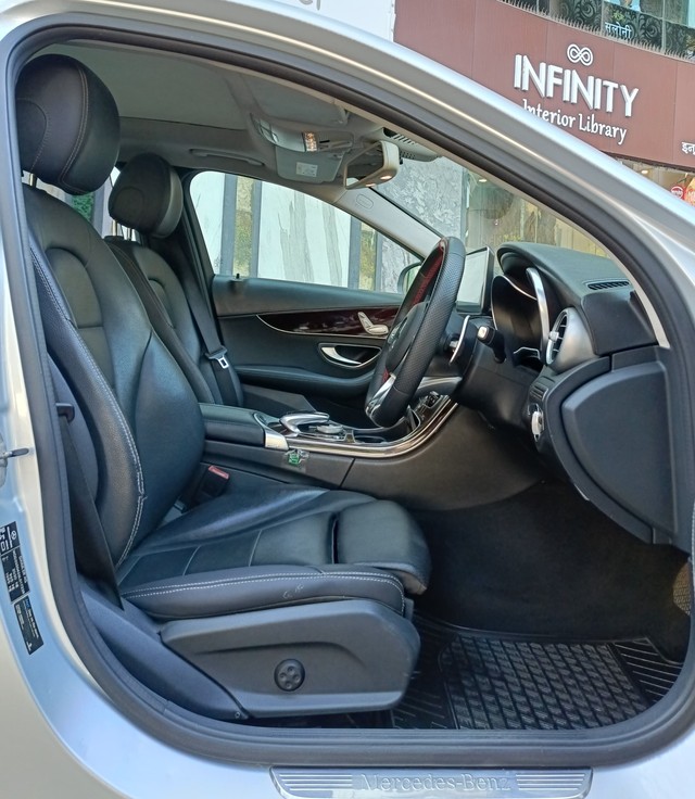 Second-hand 2017 Mercedes-Benz C-Class C 200 Avantgarde Edition C for sale in Mumbai-12