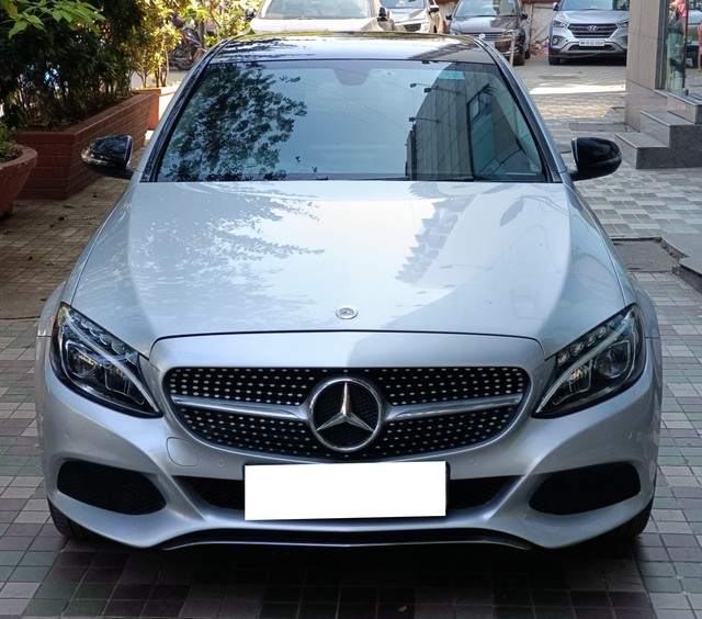 Second-hand 2017 Mercedes-Benz C-Class C 200 Avantgarde Edition C for sale in Mumbai-3