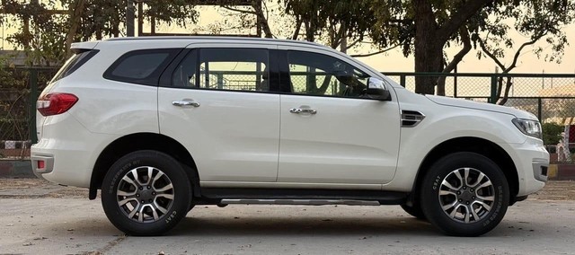 Second-hand 2021 Ford Endeavour Titanium Plus 4X4 AT for sale in New Delhi-1