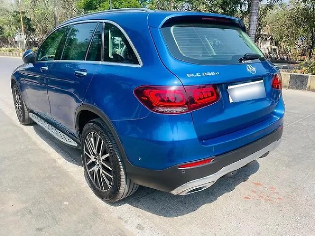 Second-hand 2022 Mercedes-Benz GLC 220d 4MATIC for sale in Mumbai-5