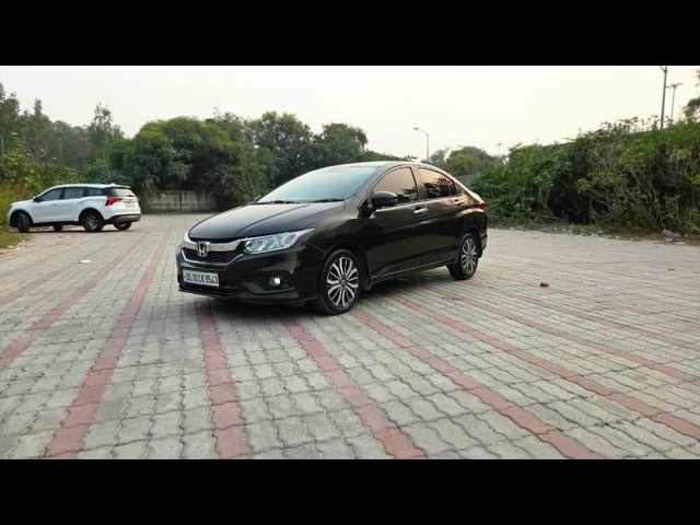 Second-hand 2018 Honda City i-VTEC CVT VX for sale in New Delhi-2