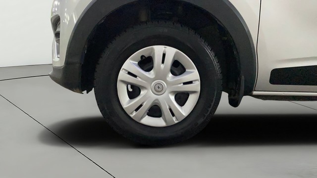 Second-hand 2021 Renault Triber RXL BSVI for sale in Chandigarh-25