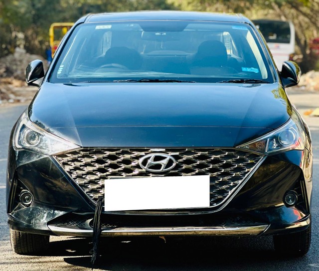 Second-hand 2022 Hyundai Verna SX for sale in New Delhi-5