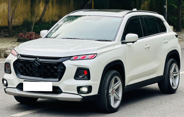 Second-hand 2024 Maruti Suzuki Grand Vitara Alpha for sale in New Delhi-4