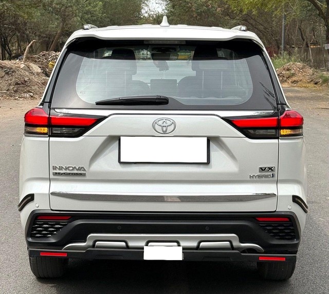 Second-hand 2024 Toyota Innova Hycross VX 7STR Hybrid for sale in New Delhi-2