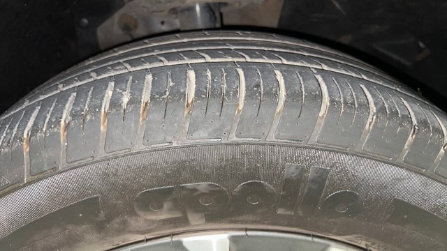 Second-hand 2021 Mahindra XUV700 AX7 7Str AT for sale in Mumbai-30