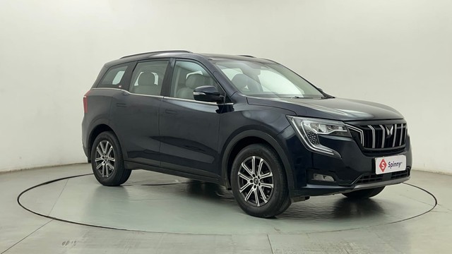 Second-hand 2021 Mahindra XUV700 AX7 7Str AT for sale in Mumbai-1