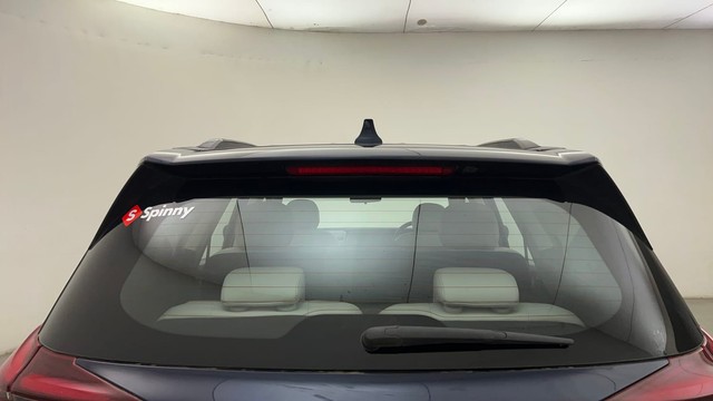 Second-hand 2021 Mahindra XUV700 AX7 7Str AT for sale in Mumbai-26