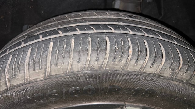 Second-hand 2021 Mahindra XUV700 AX7 7Str AT for sale in Mumbai-28