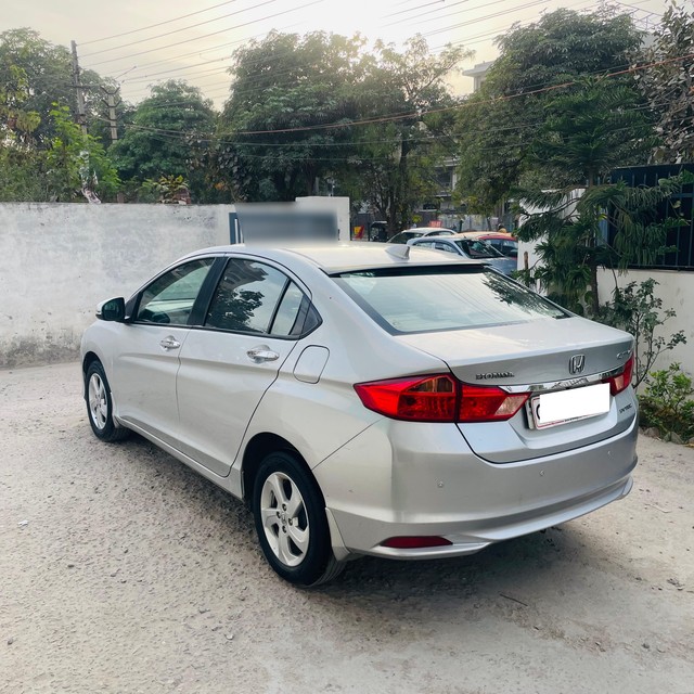 Honda City i VTEC CVT VX Second-hand 2016 Honda City i VTEC CVT VX for sale in Gurgaon-3